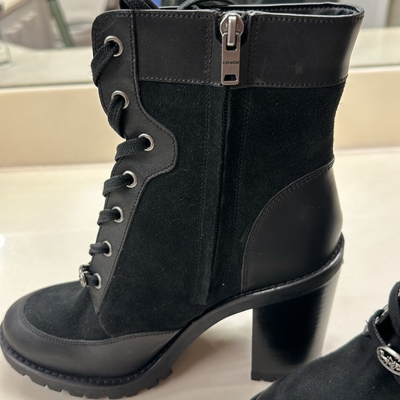 Coach Ankle boots, black suede with black trim size 8 - Picture 4 of 7